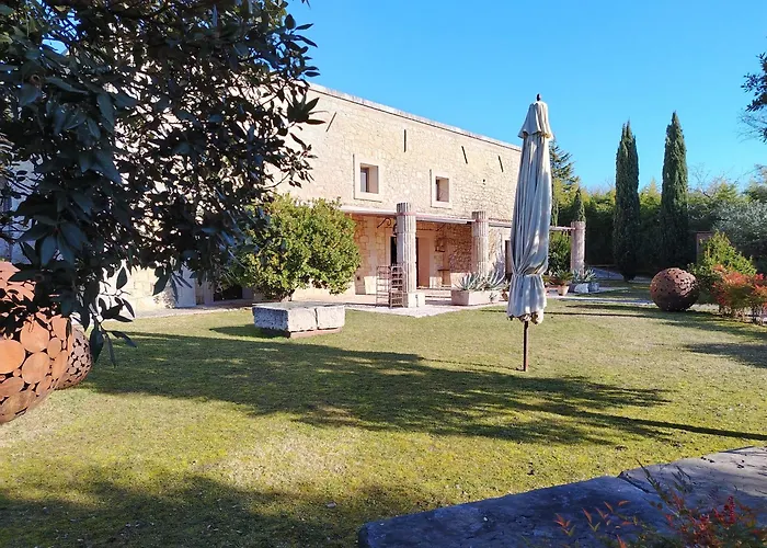 Delser Verona Manor House